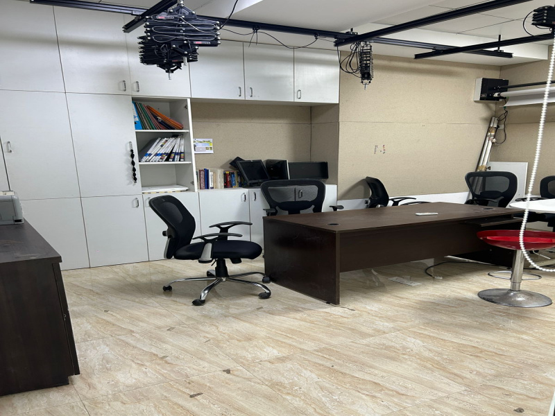  Office Space 1100 Sq.ft. for Rent in Baner, Pune
