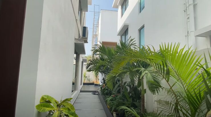 3 BHK Villa 2600 Sq.ft. for Sale in Sarjapur, Bangalore