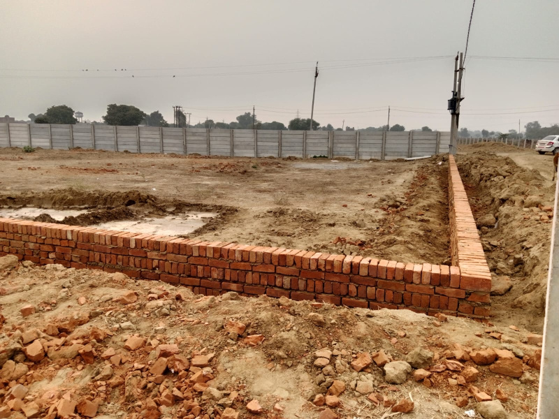  Residential Plot 100 Sq. Yards for Sale in Madhu Nagar, Agra