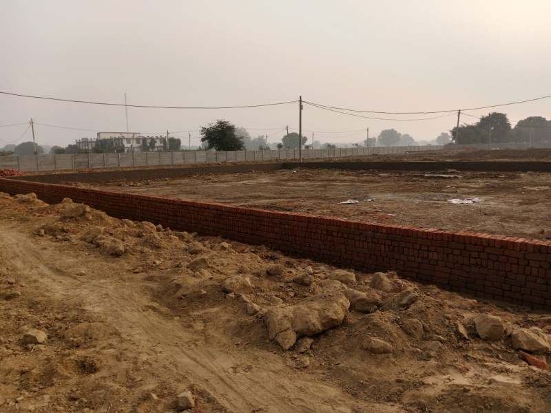  Residential Plot 100 Sq. Yards for Sale in Madhu Nagar, Agra