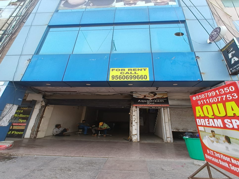  Commercial Shop 3100 Sq.ft. for Rent in Sector 18 Noida