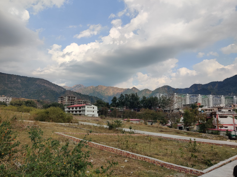  200 Sq. Yards Residential Plot for Sale in Sahastradhara Road, Dehradun