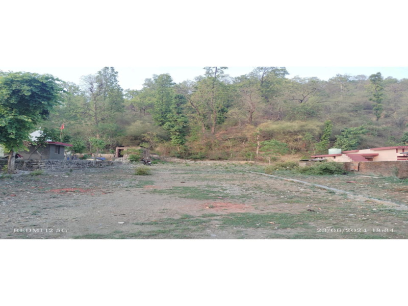  305 Sq. Yards Residential Plot for Sale in Bhopalpani Grant, Dehradun