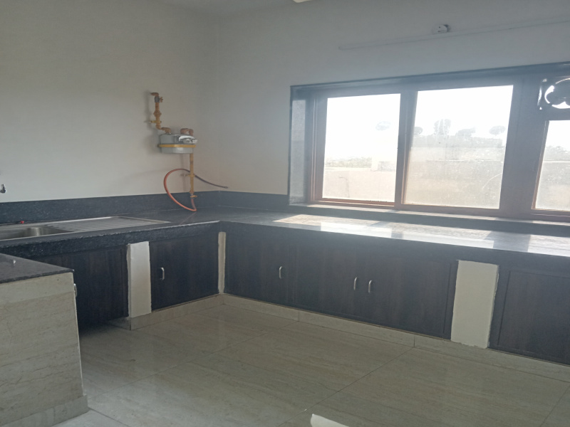 2 BHK Apartment 1700 Sq.ft. for Rent in Sector B Vasant Kunj, Delhi