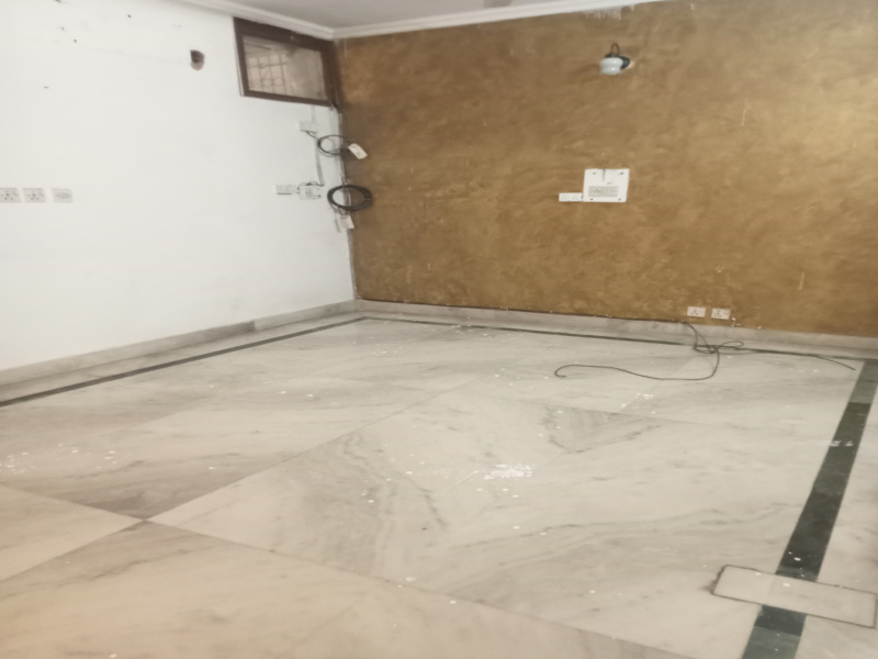 3.5 BHK Apartment 2100 Sq.ft. for Rent in Sector D Vasant Kunj, Delhi