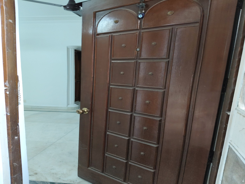 3.5 BHK Apartment 2100 Sq.ft. for Rent in Vasant Kunj, Delhi