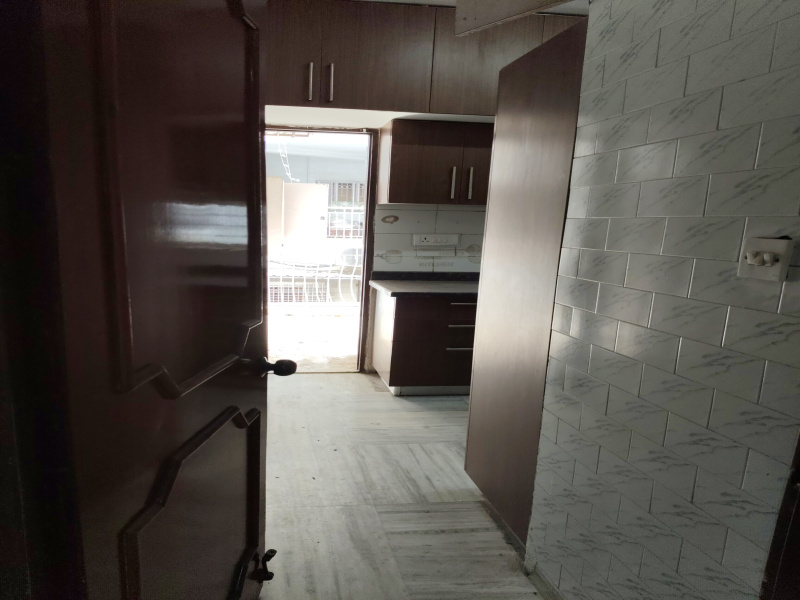 3.5 BHK Apartment 2100 Sq.ft. for Rent in Vasant Kunj, Delhi