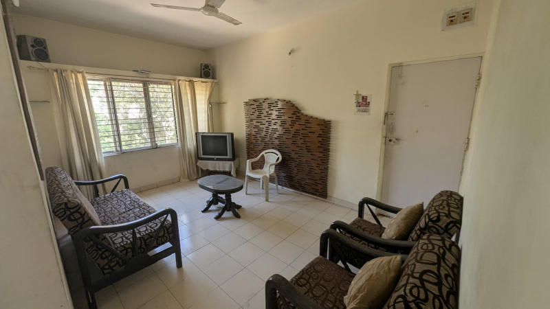 2 BHK Apartment 1100 Sq.ft. for Sale in Pipeline Road, Nashik