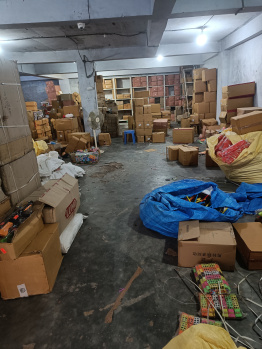  Warehouse for Rent in Yahiyaganj, Lucknow