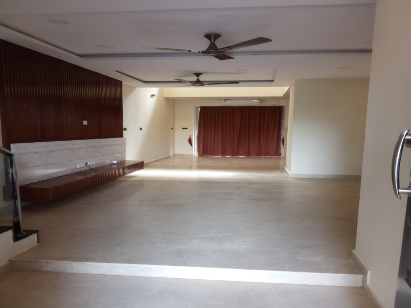 4 BHK Villa 3411 Sq.ft. for Rent in Thanisandra, Bangalore