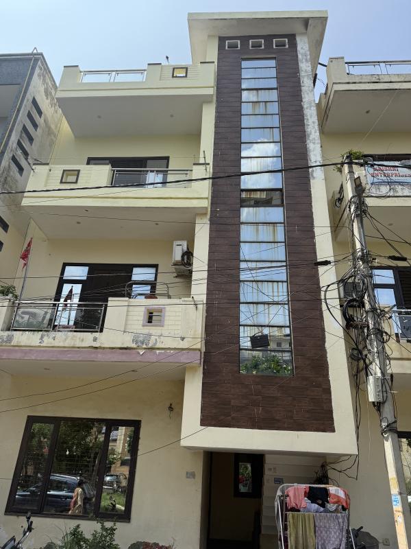 4 BHK 153 Sq. Yards Apartment for Sale in Saraswati Lok, Meerut