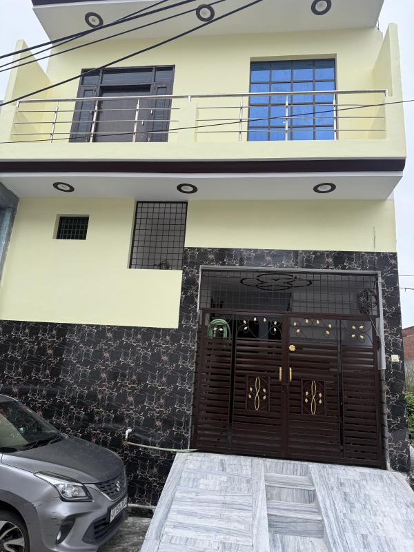 4 BHK 1600 Sq.ft. House for Sale in Rohta Road, Meerut