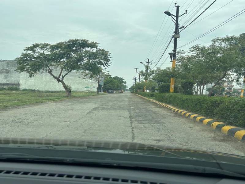  142 Sq. Yards Residential Plot for Sale in Partapur, Meerut