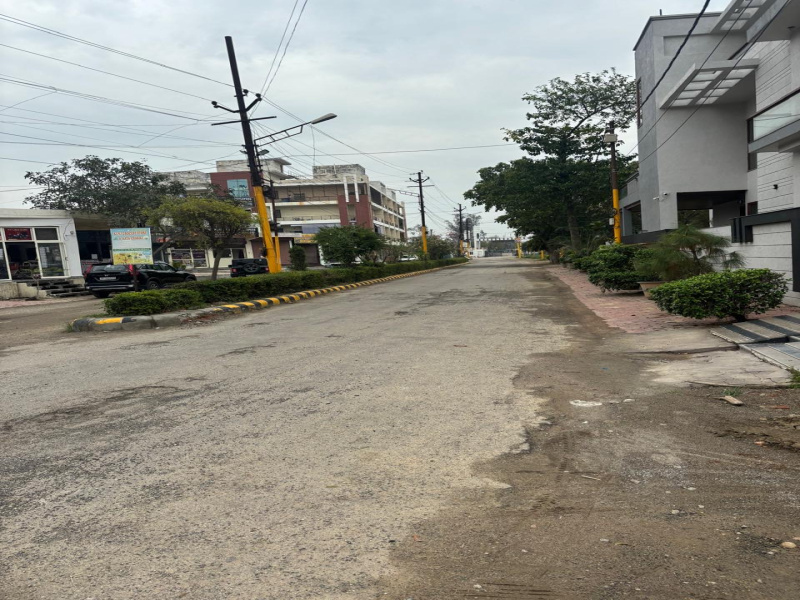  142 Sq. Yards Residential Plot for Sale in Partapur, Meerut
