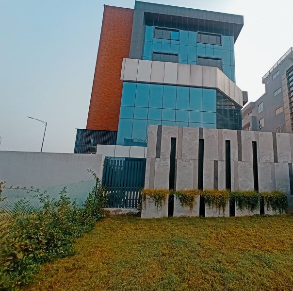  Office Space 7500 Sq.ft. for Rent in Aerocity, Mohali