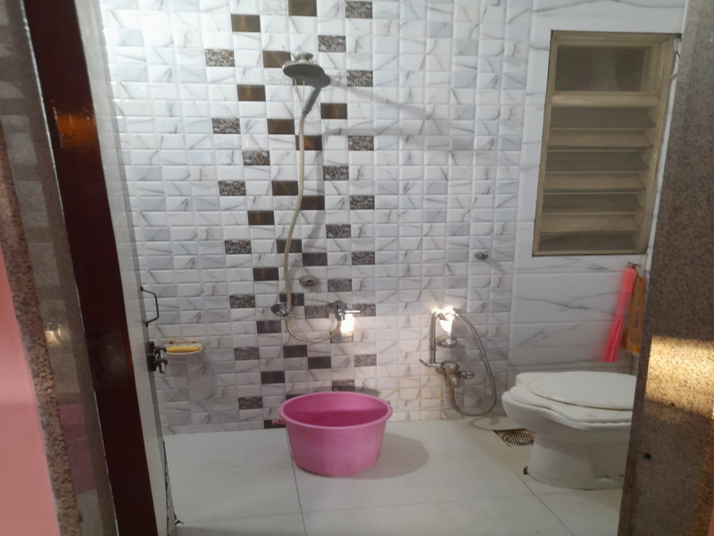2 BHK 1800 Sq.ft. Apartment for Sale in Udhna, Surat