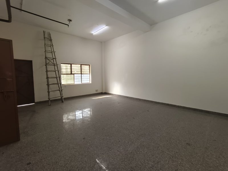  Factory 100000 Sq.ft. for Rent in Sector 63 Noida