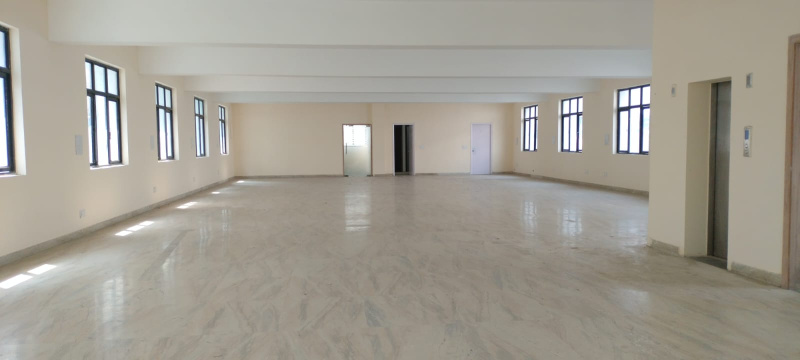  Factory 100000 Sq.ft. for Rent in Sector 80 Noida