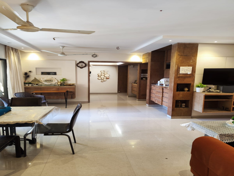 3 BHK Apartment 1700 Sq.ft. for Sale in Anand Nagar, Thane