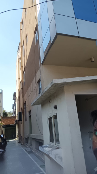  Factory 11000 Sq.ft. for Sale in Phase V Udyog Vihar, Gurgaon