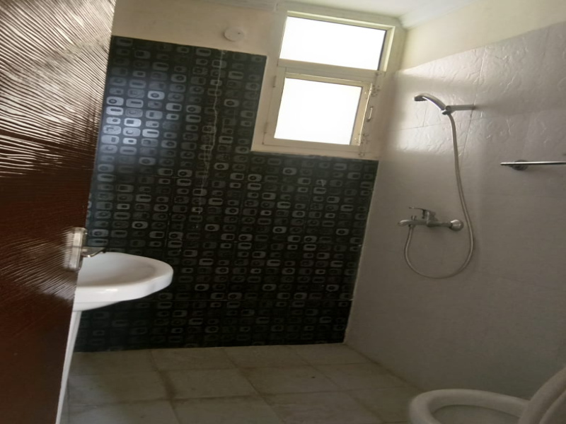 3.5 BHK Apartment 1960 Sq.ft. for Sale in VIP Road, Zirakpur