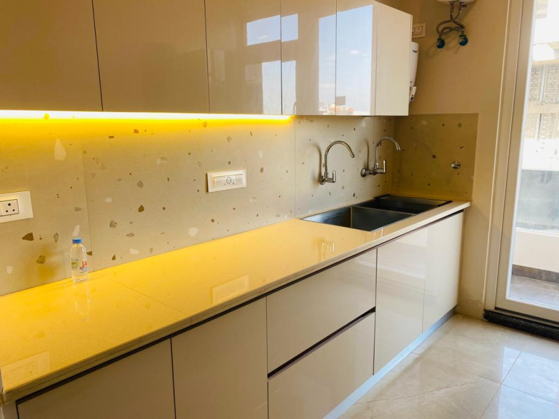 3.5 BHK Apartment 1570 Sq.ft. for Sale in VIP Road, Zirakpur