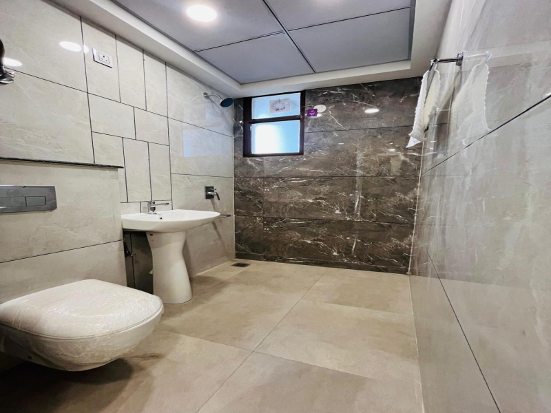 3 BHK Apartment 1955 Sq.ft. for Sale in VIP Road, Zirakpur