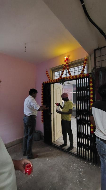  Office Space 950 Sq.ft. for Sale in Jayendraganj, Gwalior