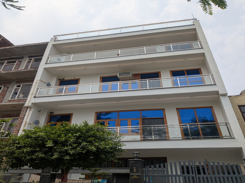 9 BHK 120 Sq. Meter House for Sale in Omicron 2, Greater Noida