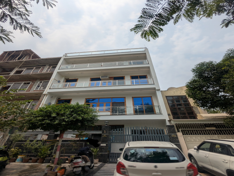 9 BHK 120 Sq. Meter House for Sale in Omicron 2, Greater Noida