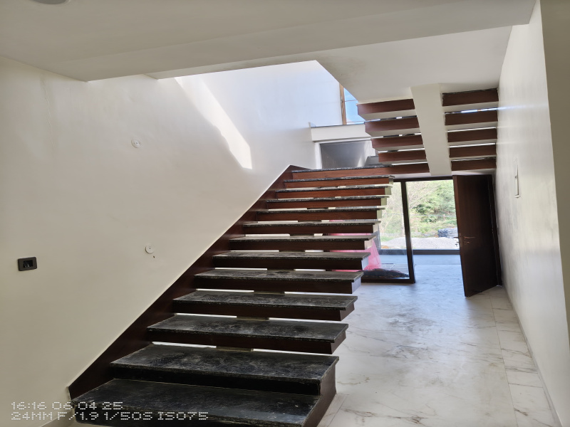 5 BHK 312 Sq. Yards Villa for Sale in Canal Road, Dehradun