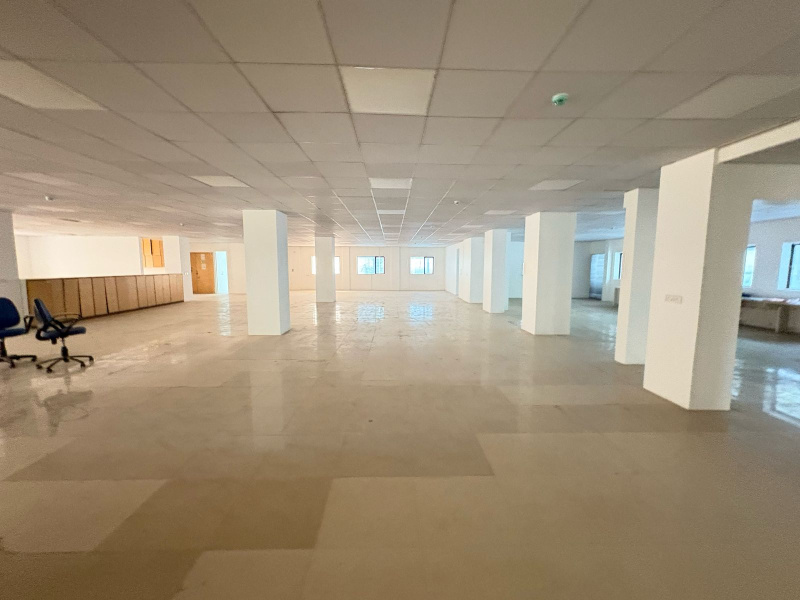 Warehouse 13700 Sq.ft. for Rent in Marol, Andheri East, Mumbai