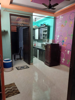 2 BHK Builder Floor for Rent in Vishwas Park, Matiala, Delhi