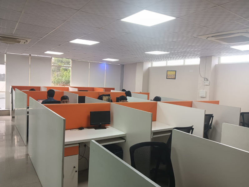  1300 Sq.ft. Office Space for Rent in Gulmohar Colony, Bhopal