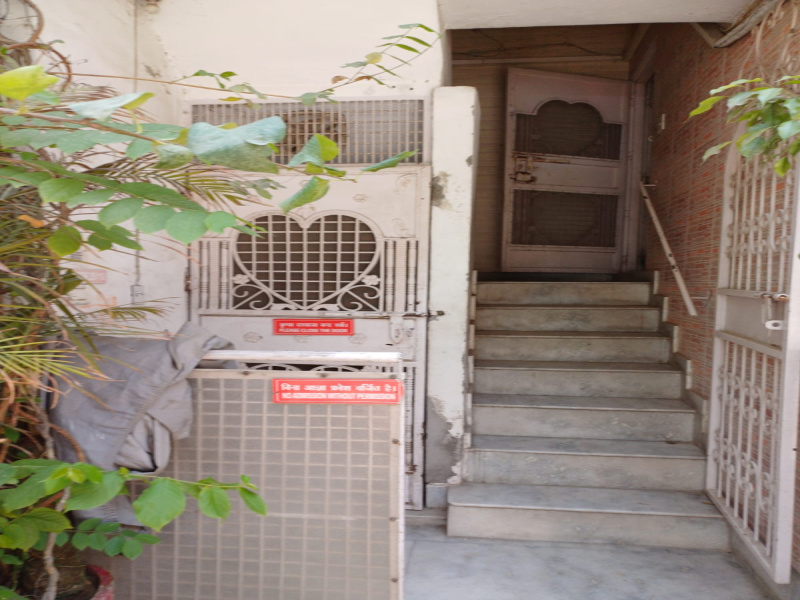 2 BHK House 1000 Sq.ft. for Rent in Patel Nagar West, Delhi