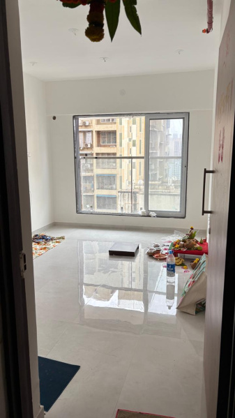 1 BHK Apartment 400 Ares for Sale in Vikhroli East, Mumbai