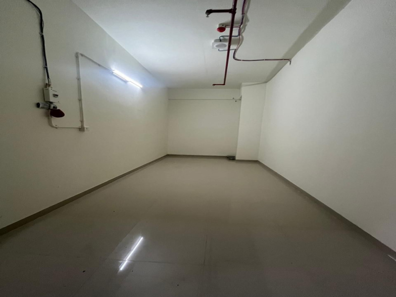  Commercial Shop 198 Sq.ft. for Rent in Pokhran, Thane