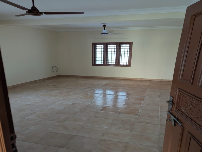  Office Space 4475 Sq.ft. for Rent in Adambakkam, Chennai