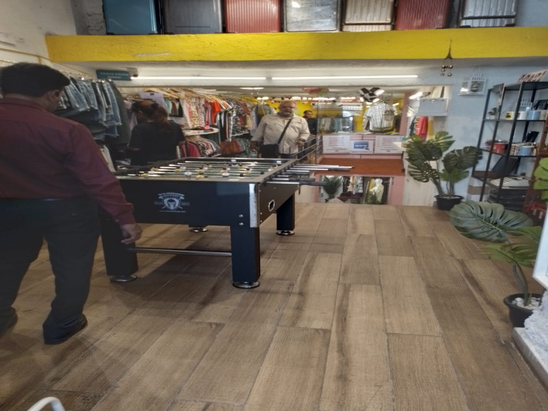 2600 Sq.ft. Showroom for Sale in Santacruz West, Mumbai