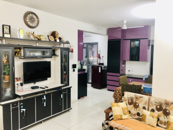 3 BHK Flat for Rent in Vaishno Devi Circle, Sarkhej, Ahmedabad