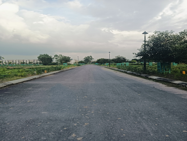  Commercial Land 150 Sq. Yards for Sale in Kalli Paschim, Lucknow