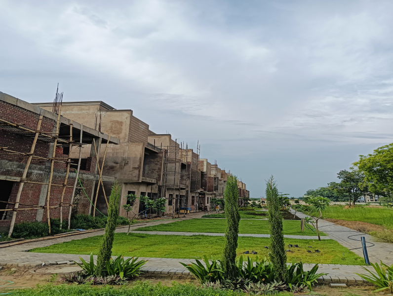  Residential Plot 200 Sq. Yards for Sale in Gomti Nagar Extension, Lucknow