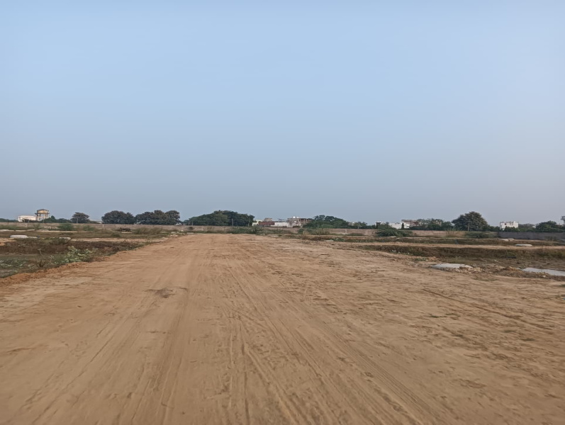 1211 Sq.ft. Residential Plot for Sale in Makhdoompur Kaithi, Lucknow
