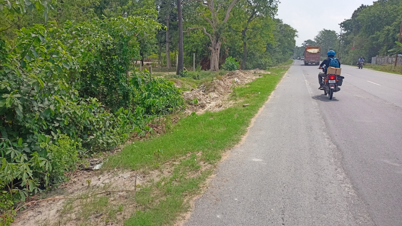  Commercial Land 12320 Sq.ft. for Sale in Pokhraira, Muzaffarpur