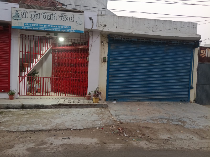  Showroom 1310 Sq.ft. for Sale in Izzatnagar, Bareilly