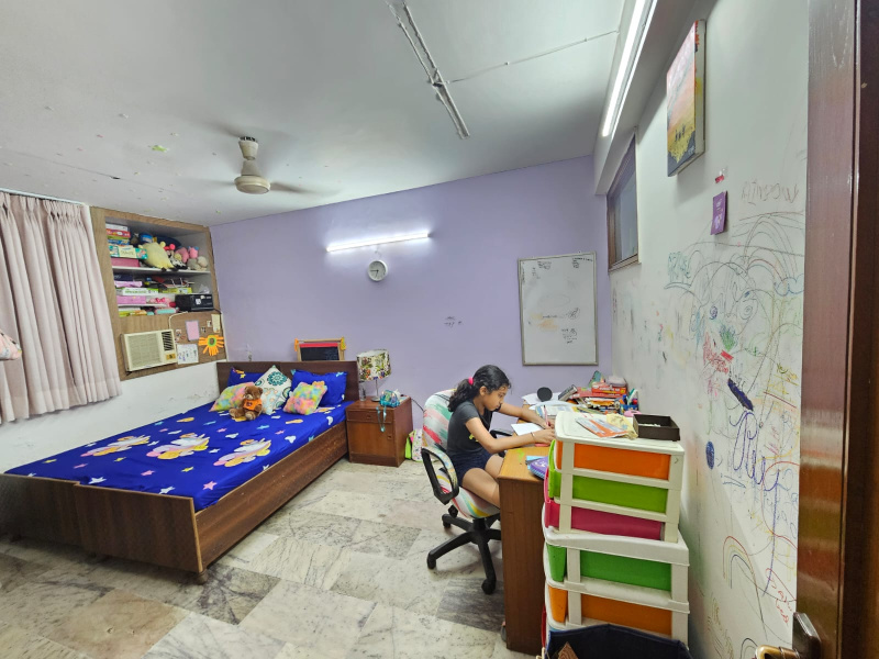 2 BHK Apartment 1700 Sq.ft. for Sale in South Extension Part I, Delhi