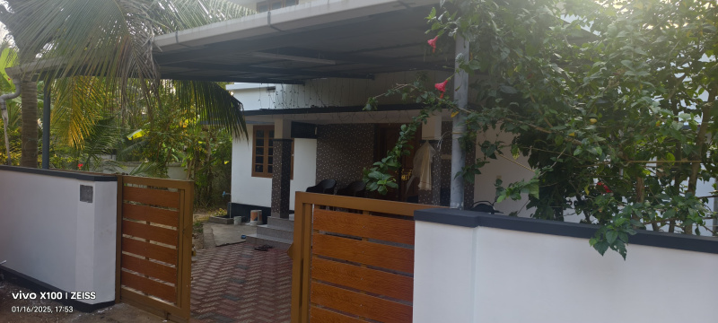 4 BHK House 1700 Sq.ft. for Sale in Guruvayur, Thrissur