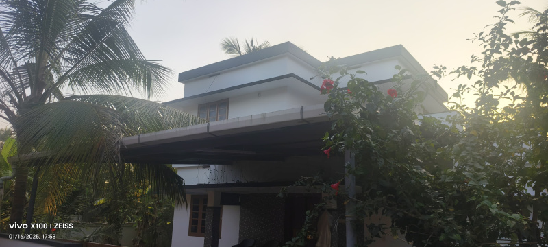 4 BHK House 1700 Sq.ft. for Sale in Guruvayur, Thrissur