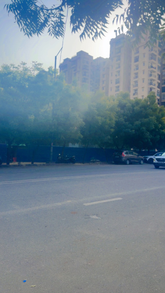  110 Sq. Yards Residential Plot for Sale in Sector 76 Noida