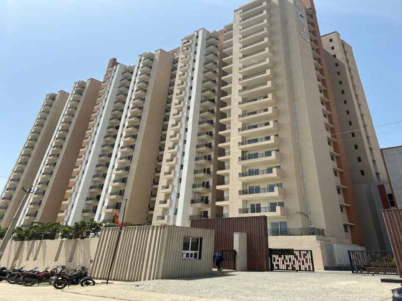 2 BHK Apartment 790 Sq.ft. for Sale in Yamuna Expressway, Greater Noida